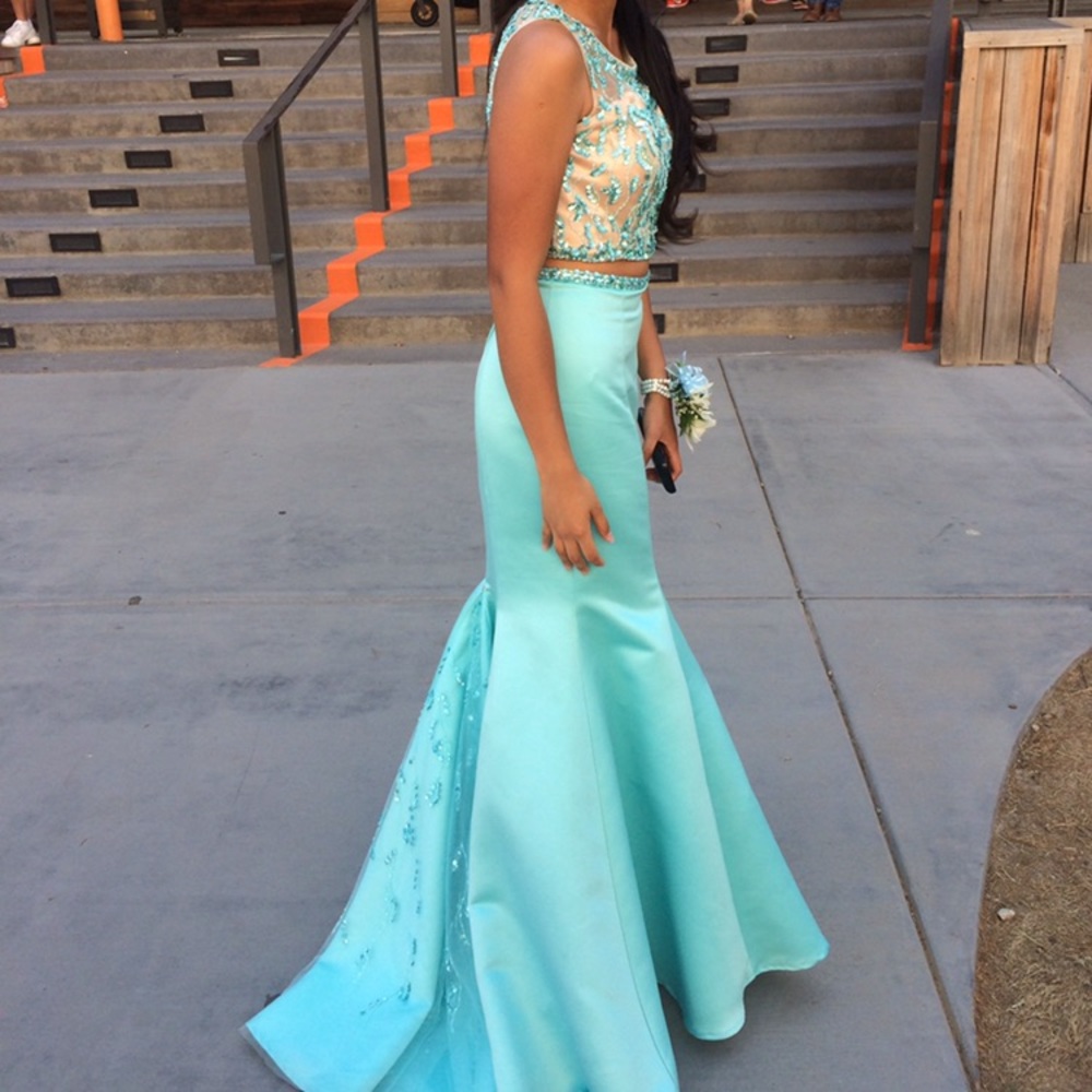 Prom dress